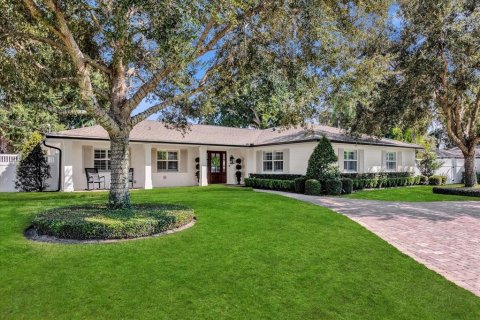 Casa en alquiler en Belle Isle, Florida, 4 dormitorios, 217.67 m2 № 1911147 - foto 1