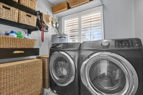 Casa en alquiler en Belle Isle, Florida, 4 dormitorios, 217.67 m2 № 1911147 - foto 23
