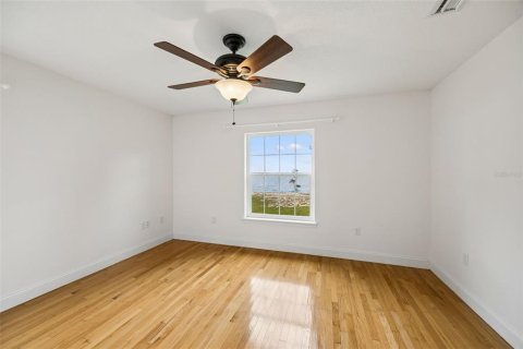 Villa ou maison à vendre à Crescent City, Floride: 3 chambres, 171.87 m2 № 2233333 - photo 14