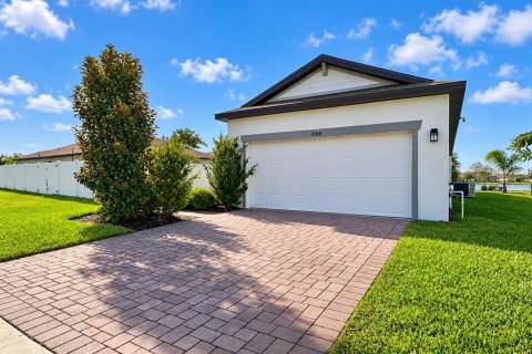 Villa ou maison à New Smyrna Beach, Floride 4 chambres, 149.57 m2 № 2419210