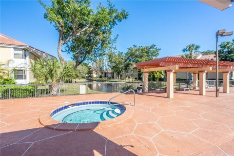 Condo in Coral Springs, Florida, 2 bedrooms  № 2086883 - photo 28