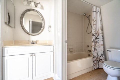 Condo in Coral Springs, Florida, 2 bedrooms  № 2086883 - photo 8