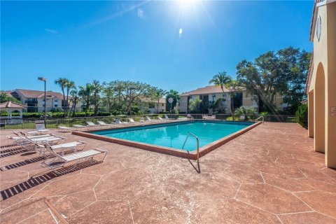 Condo in Coral Springs, Florida, 2 bedrooms  № 2086883 - photo 29