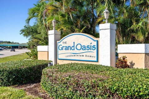Condo in Coral Springs, Florida, 2 bedrooms  № 2086883 - photo 21