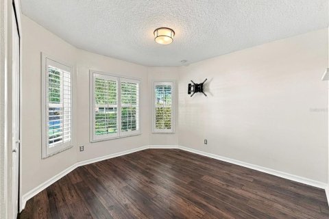 Villa ou maison à vendre à Mount Dora, Floride: 4 chambres, 176.98 m2 № 2388914 - photo 5