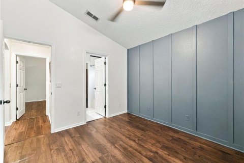 Villa ou maison à vendre à Mount Dora, Floride: 4 chambres, 176.98 m2 № 2388914 - photo 11