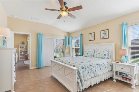 House in Leesburg, Florida 3 bedrooms, 137.31 sq.m. № 1900744 - photo 9