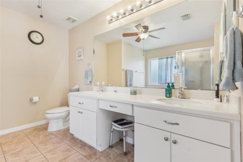 House in Leesburg, Florida 3 bedrooms, 137.31 sq.m. № 1900744 - photo 12