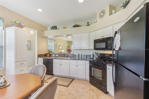 House in Leesburg, Florida 3 bedrooms, 137.31 sq.m. № 1900744 - photo 17
