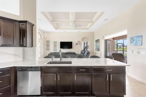 House in Rotonda, Florida 3 bedrooms, 187.85 sq.m. № 1880940 - photo 22