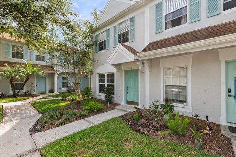 Condo in Tampa, Florida, 2 bedrooms № 2211906 - photo 2