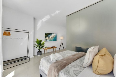 Купить кондоминиум в Майами, Флорида 1 спальня, 78.22м2, № 2049170 - фото 14