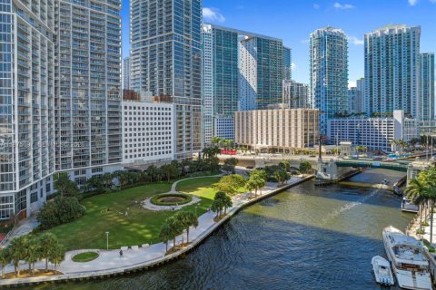 Купить кондоминиум в Майами, Флорида 1 спальня, 78.22м2, № 2049170 - фото 25