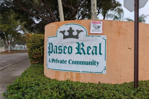 Copropriété à vendre à Miami, Floride: 3 chambres, 113.34 m2 № 2027674 - photo 17