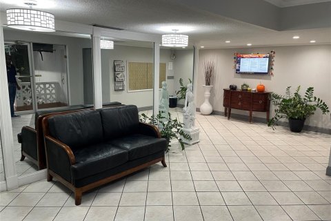 Copropriété à vendre à Lauderhill, Floride: 2 chambres, 110.09 m2 № 2084539 - photo 3