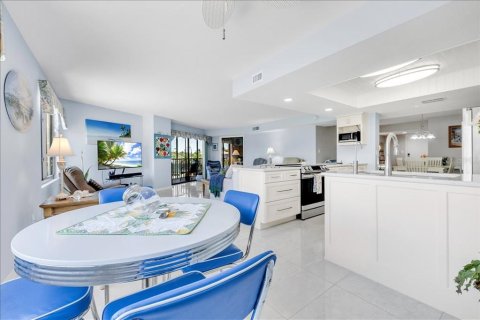 Condo in Punta Gorda, Florida, 3 bedrooms  № 2330923 - photo 27