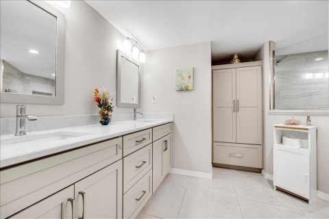 Condo in Punta Gorda, Florida, 3 bedrooms  № 2330923 - photo 30