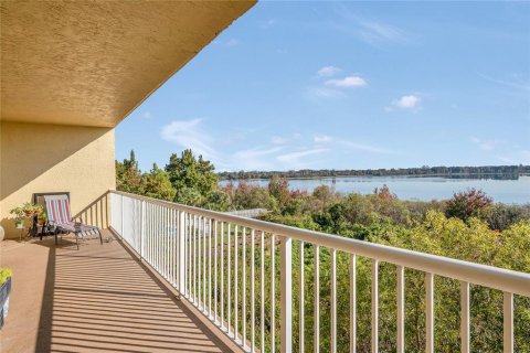 Condo in Orlando, Florida, 3 bedrooms  № 2198599 - photo 21