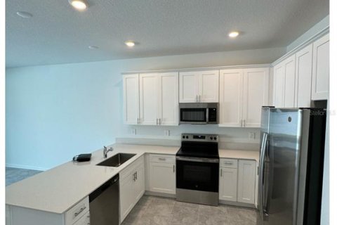 Adosado en alquiler en Kissimmee, Florida, 3 dormitorios, 166.57 m2 № 1747403 - foto 3