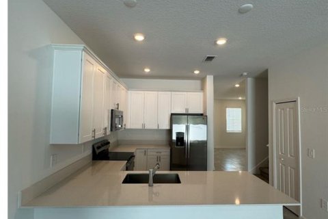 Adosado en alquiler en Kissimmee, Florida, 3 dormitorios, 166.57 m2 № 1747403 - foto 4