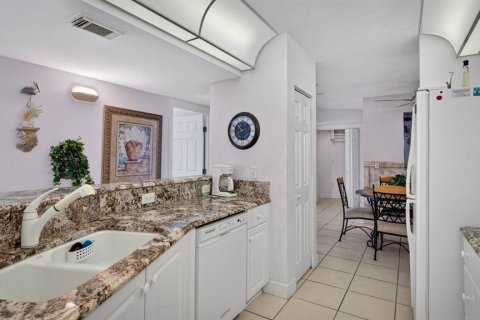 Copropriété à vendre à Daytona Beach, Floride: 3 chambres, 211.82 m2 № 2124806 - photo 16