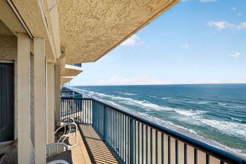 Copropriété à vendre à Daytona Beach, Floride: 3 chambres, 211.82 m2 № 2124806 - photo 2