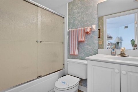 Copropriété à vendre à Daytona Beach, Floride: 3 chambres, 211.82 m2 № 2124806 - photo 23
