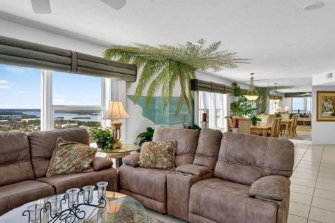 Copropriété à vendre à Daytona Beach, Floride: 3 chambres, 211.82 m2 № 2124806 - photo 4