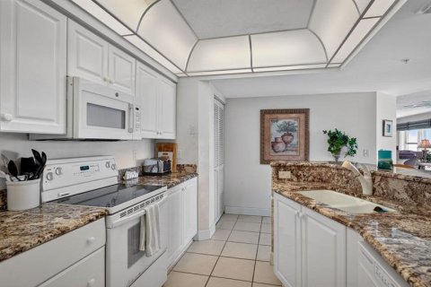Copropriété à vendre à Daytona Beach, Floride: 3 chambres, 211.82 m2 № 2124806 - photo 15