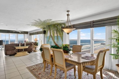 Copropriété à vendre à Daytona Beach, Floride: 3 chambres, 211.82 m2 № 2124806 - photo 3
