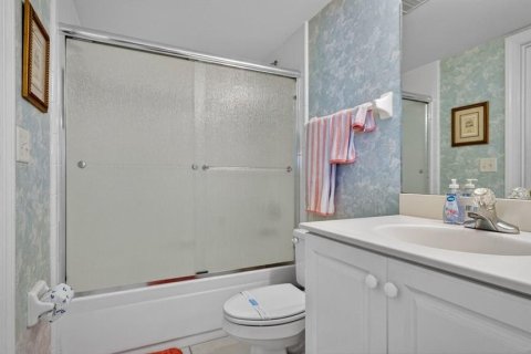 Copropriété à vendre à Daytona Beach, Floride: 3 chambres, 211.82 m2 № 2124806 - photo 8