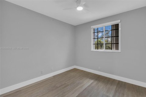 House in Weston, Florida 5 bedrooms, 273.23 sq.m. № 2086687 - photo 21