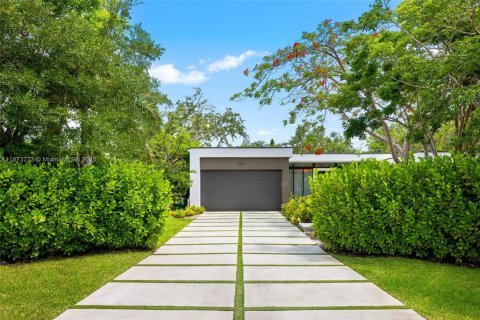 Villa ou maison à vendre à Pinecrest, Floride: 7 chambres, 476.22 m2 № 1922985 - photo 9