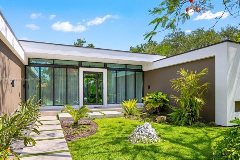Villa ou maison à vendre à Pinecrest, Floride: 7 chambres, 476.22 m2 № 1922985 - photo 13