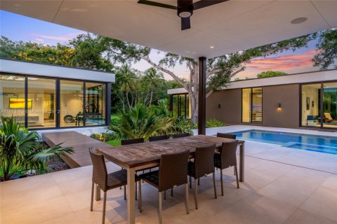 Villa ou maison à vendre à Pinecrest, Floride: 7 chambres, 476.22 m2 № 1922985 - photo 4