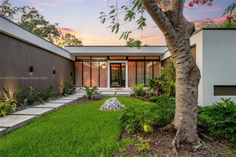 Villa ou maison à vendre à Pinecrest, Floride: 7 chambres, 476.22 m2 № 1922985 - photo 8