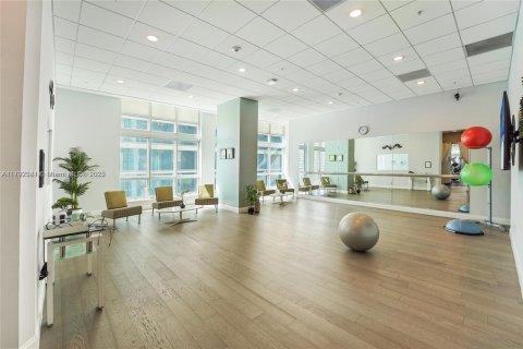 Condo in Miami, Florida, 1 bedroom  № 1874517 - photo 19