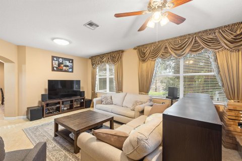 Casa en venta en Palm City, Florida, 3 dormitorios, 248.51 m2 № 2186497 - foto 10