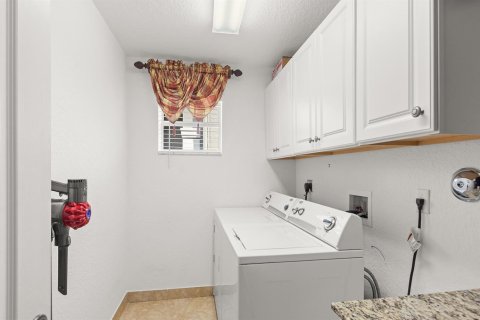 Casa en venta en Palm City, Florida, 3 dormitorios, 248.51 m2 № 2186497 - foto 19