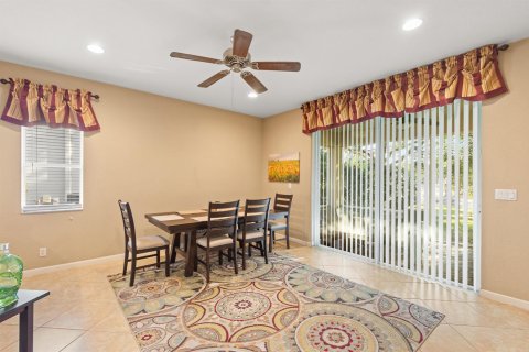 Casa en venta en Palm City, Florida, 3 dormitorios, 248.51 m2 № 2186497 - foto 12