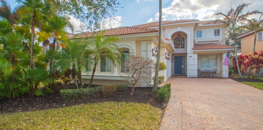 Casa en Palm City, Florida 3 dormitorios, 248.51 m2 № 2186497