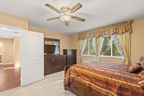 Casa en venta en Palm City, Florida, 3 dormitorios, 248.51 m2 № 2186497 - foto 24