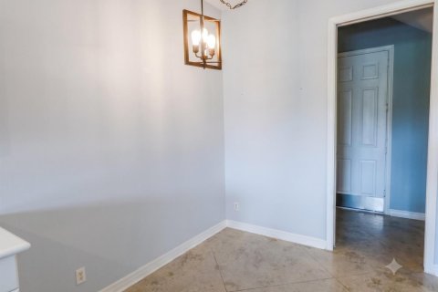 Townhouse in Boynton Beach, Florida 3 bedrooms, 206.8 sq.m. № 2249675 - photo 8