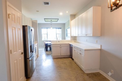 Townhouse in Boynton Beach, Florida 3 bedrooms, 206.8 sq.m. № 2249675 - photo 7