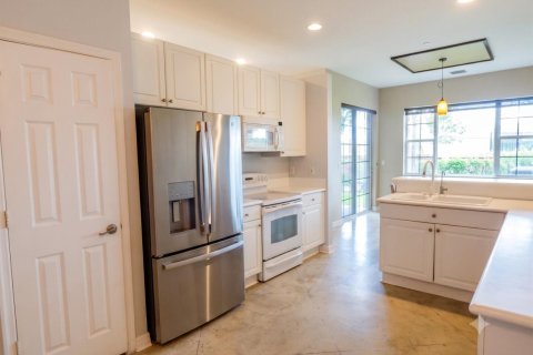 Townhouse in Boynton Beach, Florida 3 bedrooms, 206.8 sq.m. № 2249675 - photo 6