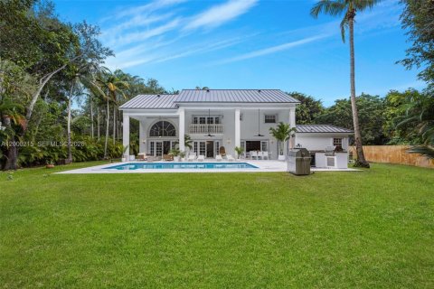 Villa ou maison à louer à Palmetto Bay, Floride: 5 chambres, 405.15 m2 № 2170139 - photo 2