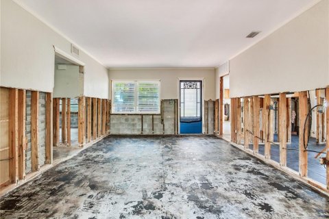 Купить виллу или дом в Редингтон-Бич, Флорида 7 комнат, 132.39м2, № 2112173 - фото 20