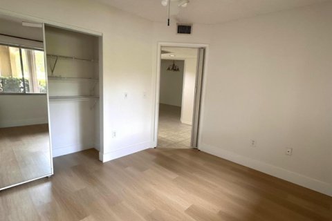 Condominio en venta en Pembroke Pines, Florida, 2 dormitorios, 112.13 m2 № 2178704 - foto 17