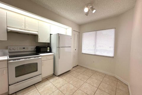 Condominio en venta en Pembroke Pines, Florida, 2 dormitorios, 112.13 m2 № 2178704 - foto 7