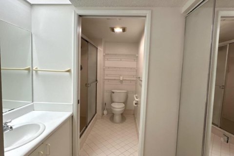 Condominio en venta en Pembroke Pines, Florida, 2 dormitorios, 112.13 m2 № 2178704 - foto 13